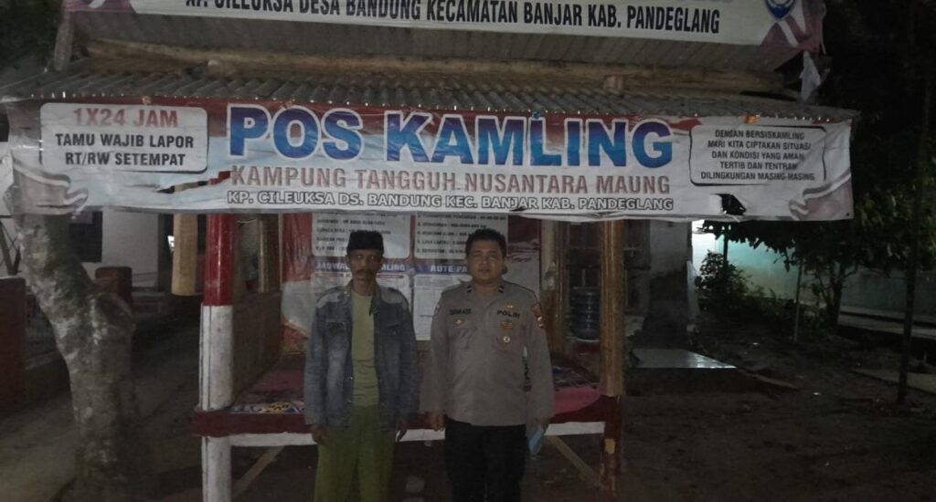 Sambang Pos kamling, Polsek Banjar Sampaikan Pesan Kamtibmas 5 WhatsApp Image 2023 08 27 at 09.34.04