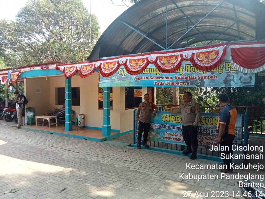 Polsek Banjar Gelar Patroli dan Pengamanan Wisata Air Panas Cisolong 3 WhatsApp Image 2023 08 27 at 16.56.42