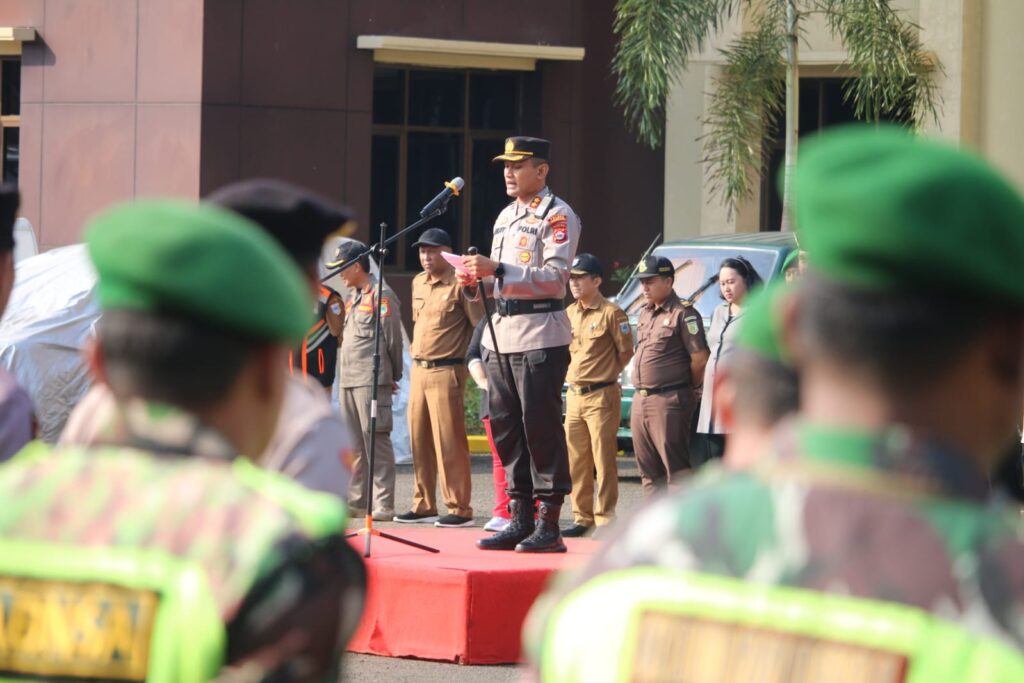 Kapolres Pandeglang Pimpin Apel Siaga Kesiapan Hadapi El-Nino, Ini Pesannya 6 WhatsApp Image 2023 08 29 at 09.14.53
