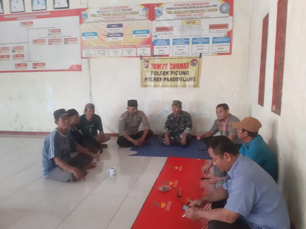 Polsek Picung Gelar Jumat Curhat dan Antisipasi Kebakaran 2 WhatsApp Image 2023 10 20 at 13.35.20