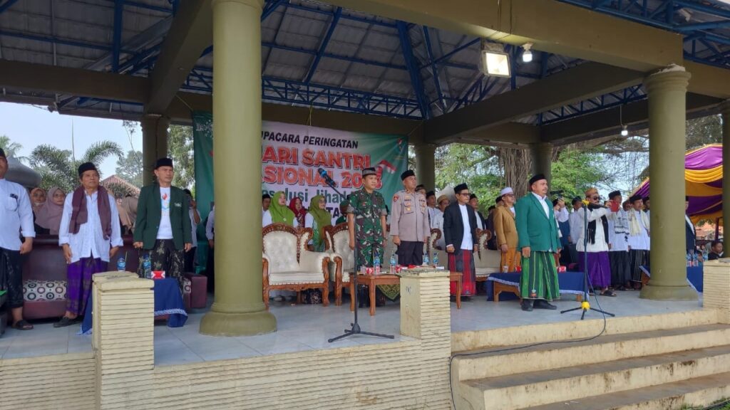 Kapolsek Menes Hadiri Peringatan Hari Santri Nasional 2023 7 WhatsApp Image 2023 10 23 at 15.15.33