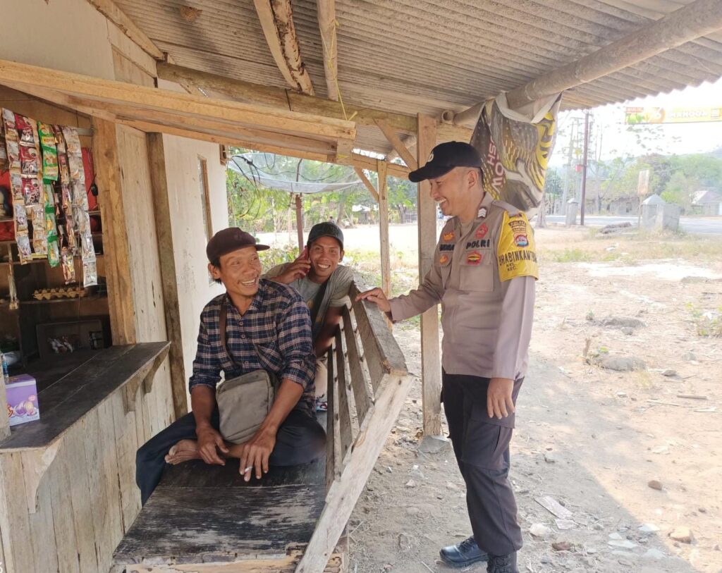 Polsek Cibaliung: Kreatif dan Mendekatkan Diri ke Masyarakat 1 WhatsApp Image 2023 10 29 at 19.17.29