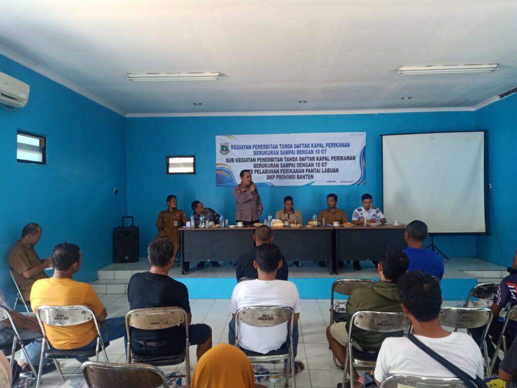 Polsek Labuan Gelar Sosialisasi Penerbitan Tanda Kapal Perikanan 3 WhatsApp Image 2023 10 31 at 12.45.02