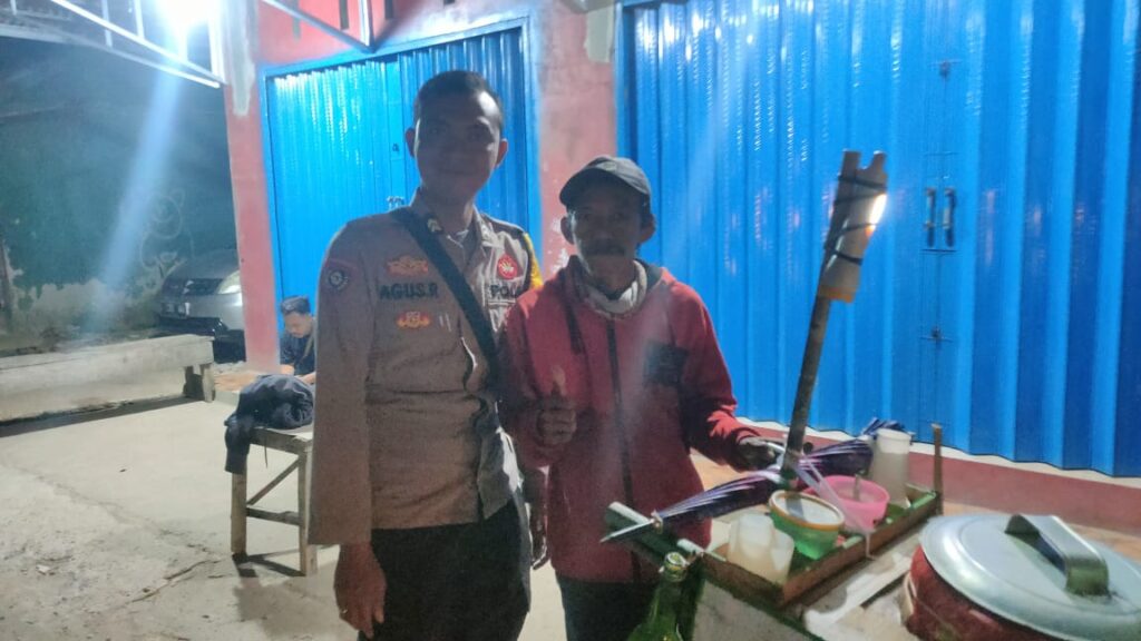 Patroli Polsek Panimbang: Meningkatkan Kamtibmas yang Aman dan Nyaman 8 WhatsApp Image 2023 10 31 at 20.40.06