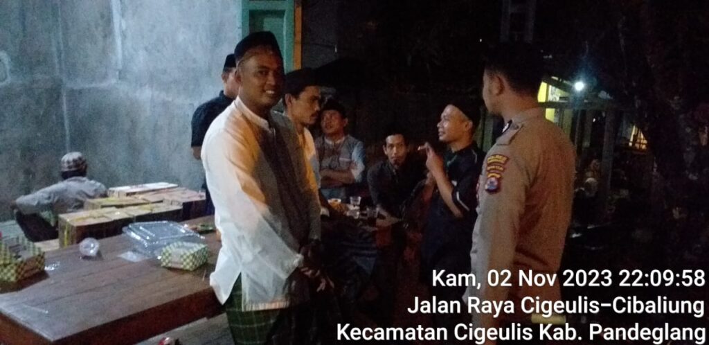 Patroli KRYD Polsek Cigeulis: Wujudkan Kamtibmas Aman dan Kondusif 6 WhatsApp Image 2023 11 03 at 21.06.55