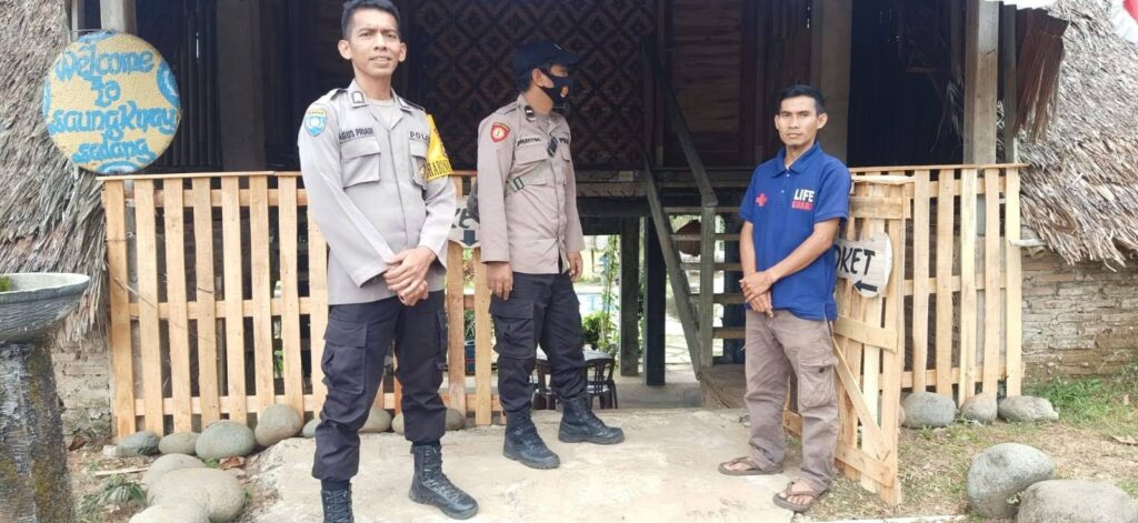 Polsek Cimanggu Lakukan Sambang dan Silaturahmi untuk Tingkatkan Soliditas dengan Masyarakat 4 WhatsApp Image 2023 11 05 at 11.32.52