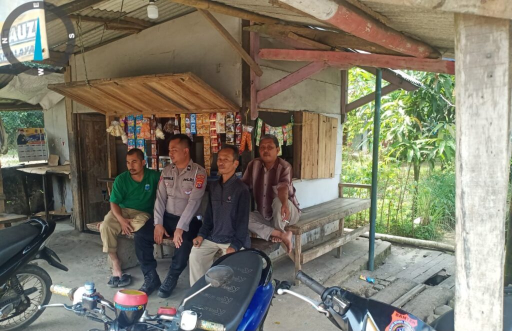 Jadikan Tukang Ojeg Pelopir Keselamatan, Polsek Menes Berikan Penyuluhan 6 WhatsApp Image 2023 11 07 at 19.04.06