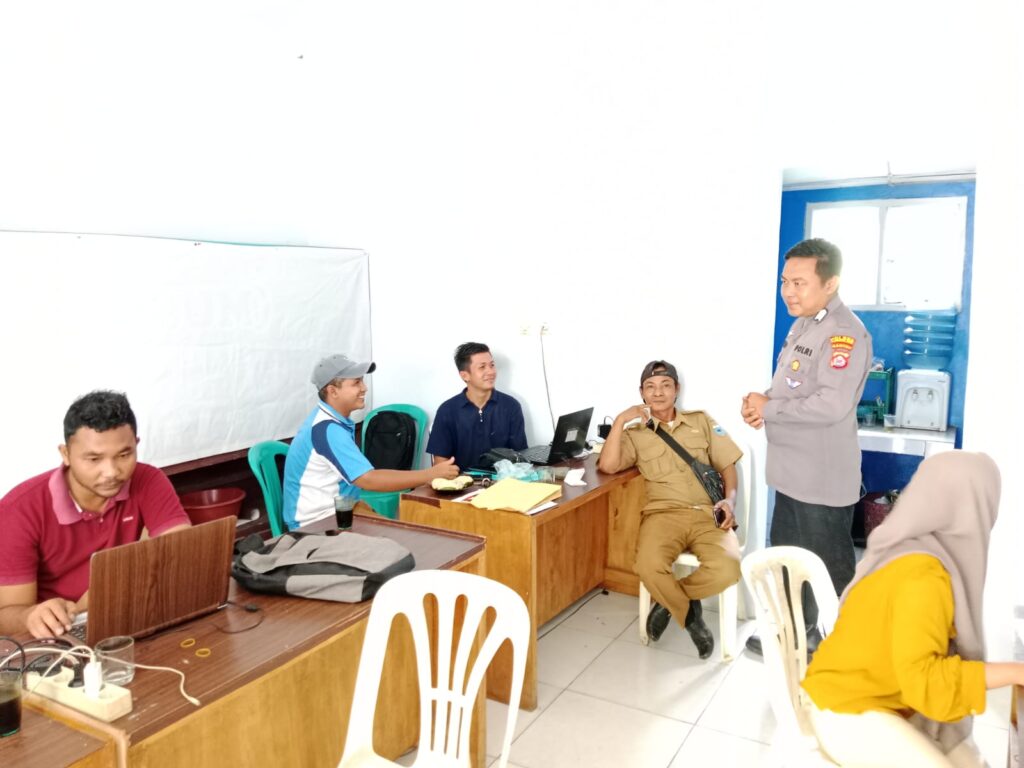Polsek Carita Ajak Masyarakat dan Perangkat Desa dalam Meningkatkan Kamtibmas 1 WhatsApp Image 2023 11 07 at 20.11.09