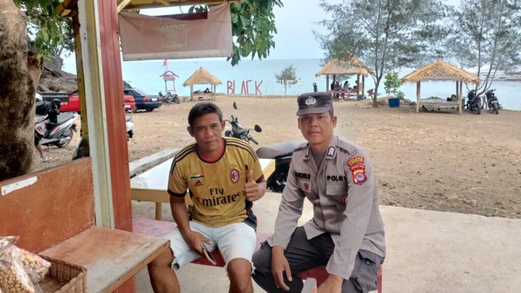 Polsek Panimbang Himbau Pengelola dan Pengunjung Wisata untuk Menjaga Keamanan 8 WhatsApp Image 2023 11 12 at 13.14.33