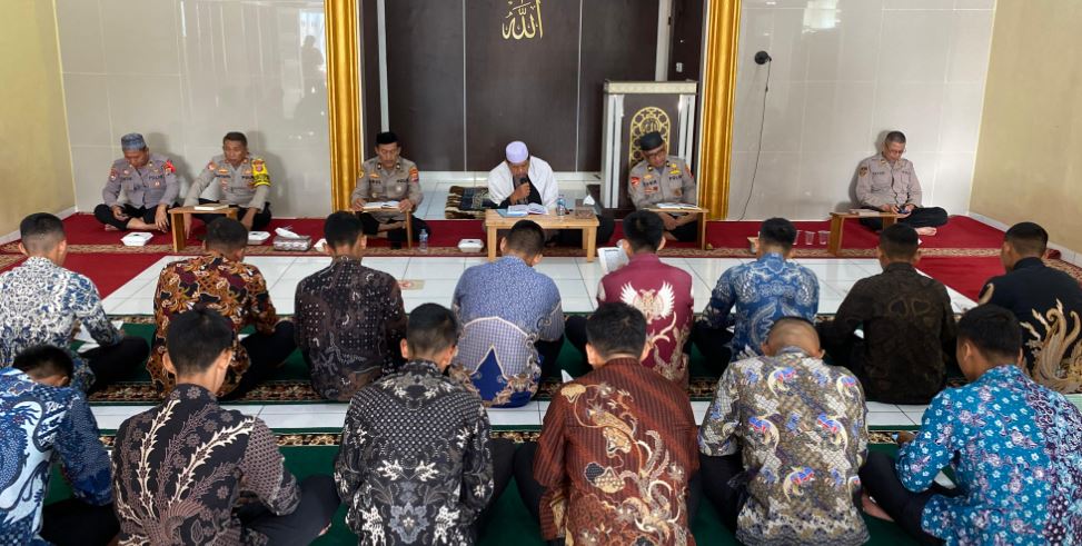 Polres Pandeglang Gelar Ngaji Bareng 4 pengajian