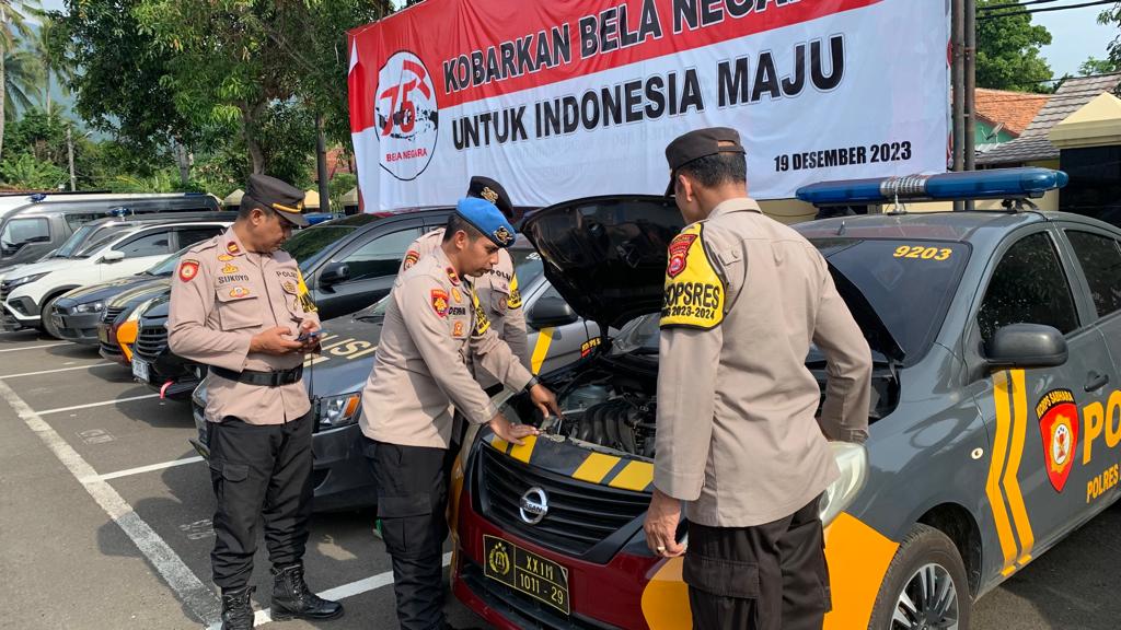 Propam Polres Pandeglang Gelar Pengecekan Kendaraan Operasional Operasi Lilin Maung 2023 5 WhatsApp Image 2023 12 23 at 09.35.20