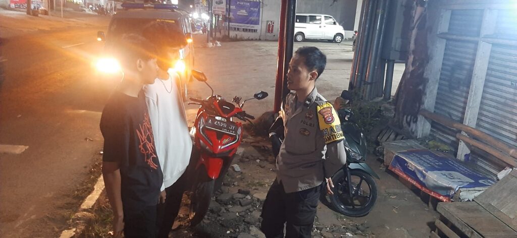 Polsek Cadasari Gencarkan Patroli dan KRYD di Titik Rawan, Antisipasi Pencurian 3C 3 WhatsApp Image 2023 12 30 at 14.14.18