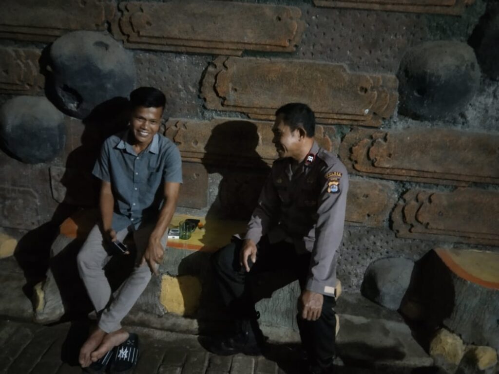 Polsek Cadasari Melaksanakan Patroli dan KRYD untuk Antisipasi Pencurian 10 WhatsApp Image 2024 04 01 at 03.28.20