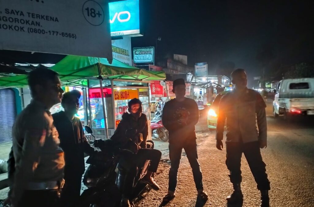 Polsek Menes Polres Pandeglang Terus Lakukan Kegiatan KRYD Setiap Hari 9 WhatsApp Image 2024 04 03 at 12.27.11