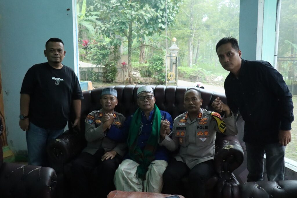 Kapolres Pandeglang Ajak Ormas dan Tokoh Agama Jaga Kamtibmas Pasca Keributan dengan Bank Keliling 7 WhatsApp Image 2024 04 03 at 15.05.22