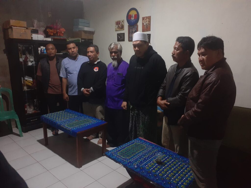 Kapolres Pandeglang Mendampingi Kegiatan Klarifikasi Terkait Beredar Adanya Video yang Menyatakan Adanya Gereja di Kabupaten Pandeglang 6 WhatsApp Image 2024 04 15 at 10.55.44