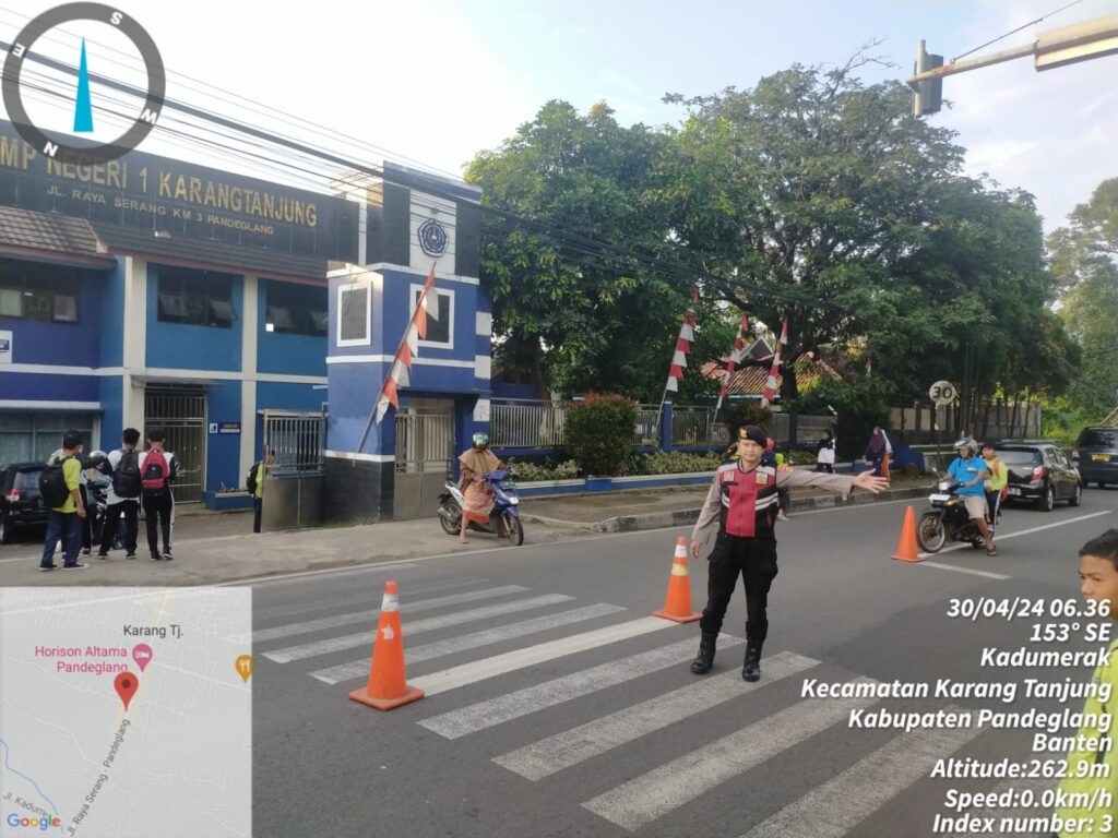 Satuan Samapta Polres Pandeglang Berikan Pelayanan Strong Point kepada Siswa SMP Karangtanjung 10 WhatsApp Image 2024 04 30 at 07.58.42