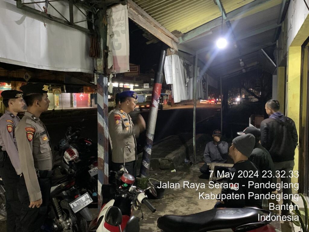 Patroli Perintis Presisi Sat Samapta Polres Pandeglang Polda Banten Meningkatkan Kesadaran Keselamatan Berlalu Lintas 2 WhatsApp Image 2024 05 08 at 05.59.37