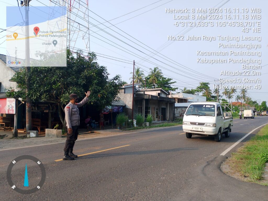 Polsek Panimbang Polres Pandeglang Melakukan Pengaturan Arus Lalu Lintas untuk Ciptakan Kondisi Aman dan Lancar 3 WhatsApp Image 2024 05 09 at 05.40.01