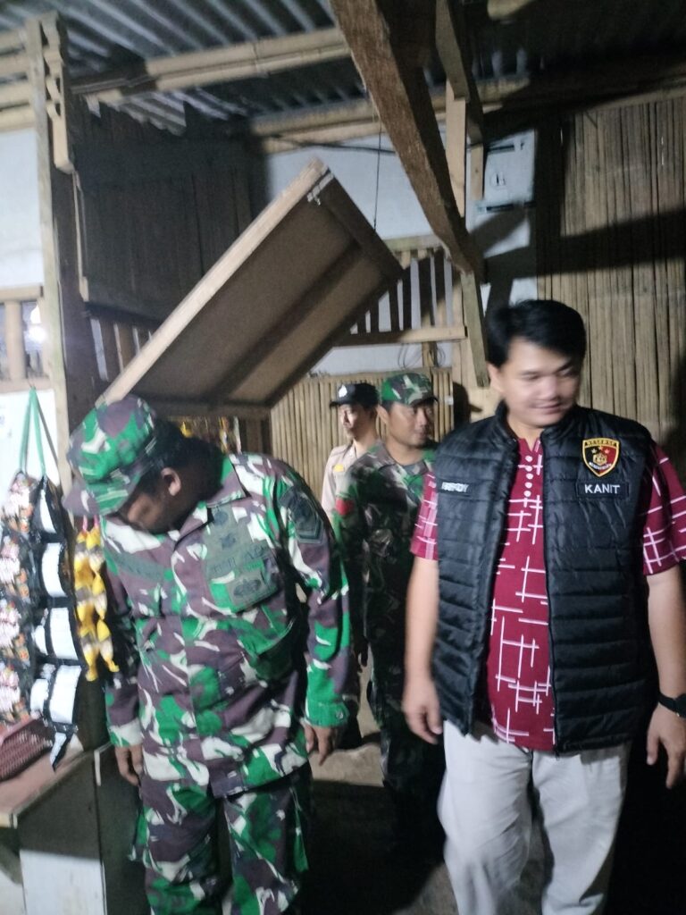 Polsek Bojong Polres Pandeglang Gelar Patroli Sinergitas Bersama Koramil Bojong 8 WhatsApp Image 2024 05 26 at 08.47.09