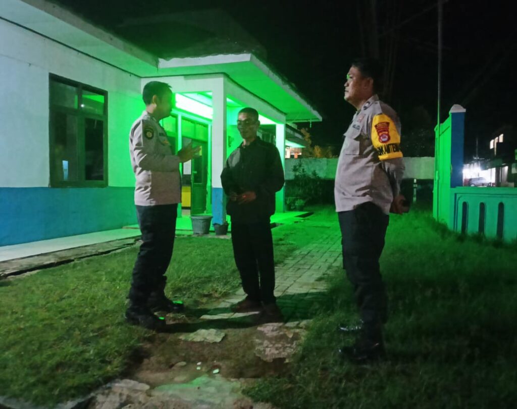 Polsek Bojong Polres Pandeglang Gelar Patroli Malam Dialogis di Desa Binaan 8 IMG 20240609 WA0010