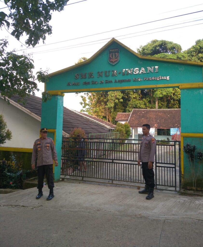 Kapolsek Angsana Polres Pandeglang Laksanakan Patroli Dialogis Sasar Sekolah-Sekolah 9 IMG 20240613 WA0020