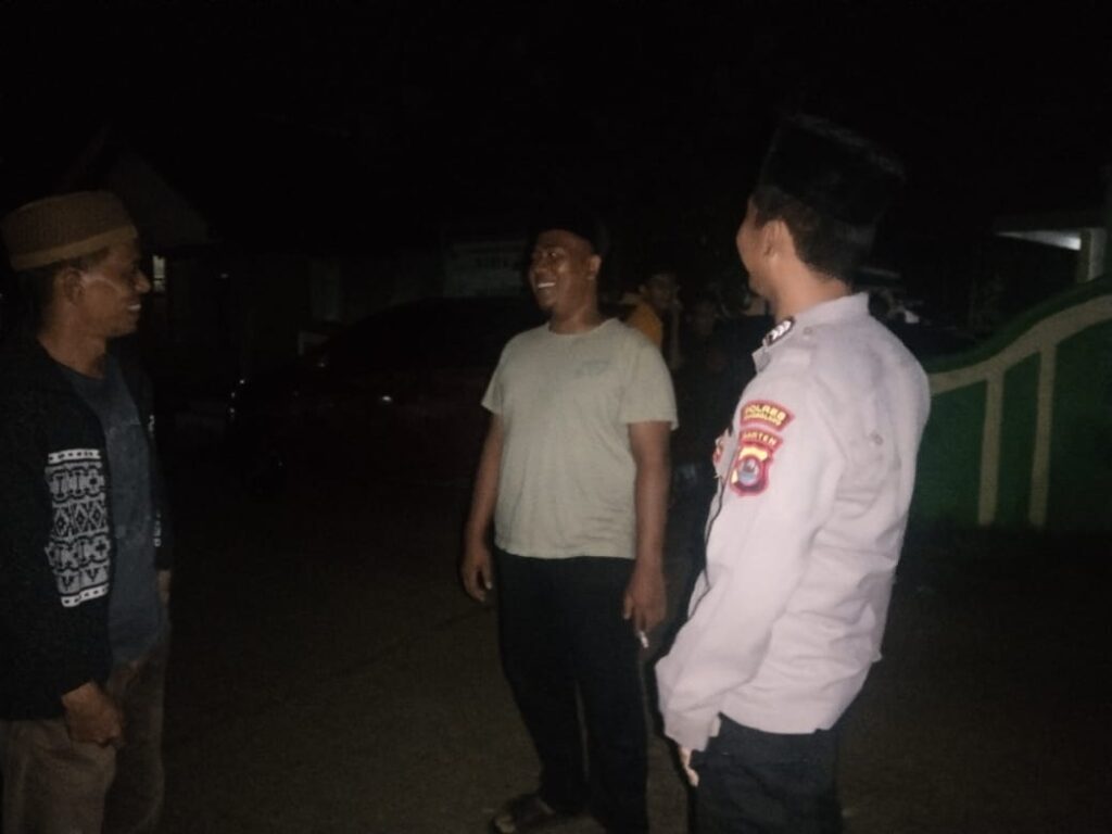Lakukan Sambang Polsek Cikedal Sisipkan Pesan Kamtibmas 8 WhatsApp Image 2024 06 19 at 00.12.14