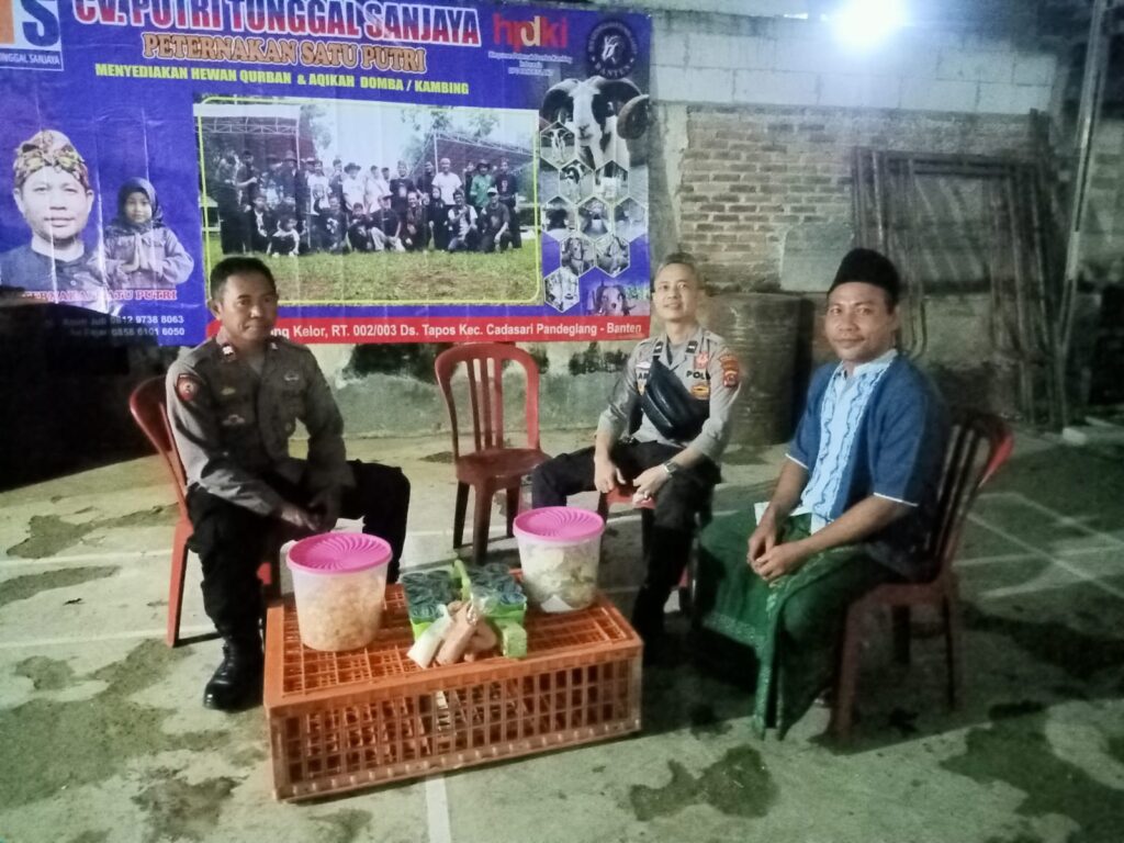 Polsek Cadasari Gelar Silaturahmi dengan Warga Melalui Patroli 6 WhatsApp Image 2024 06 19 at 09.06.30