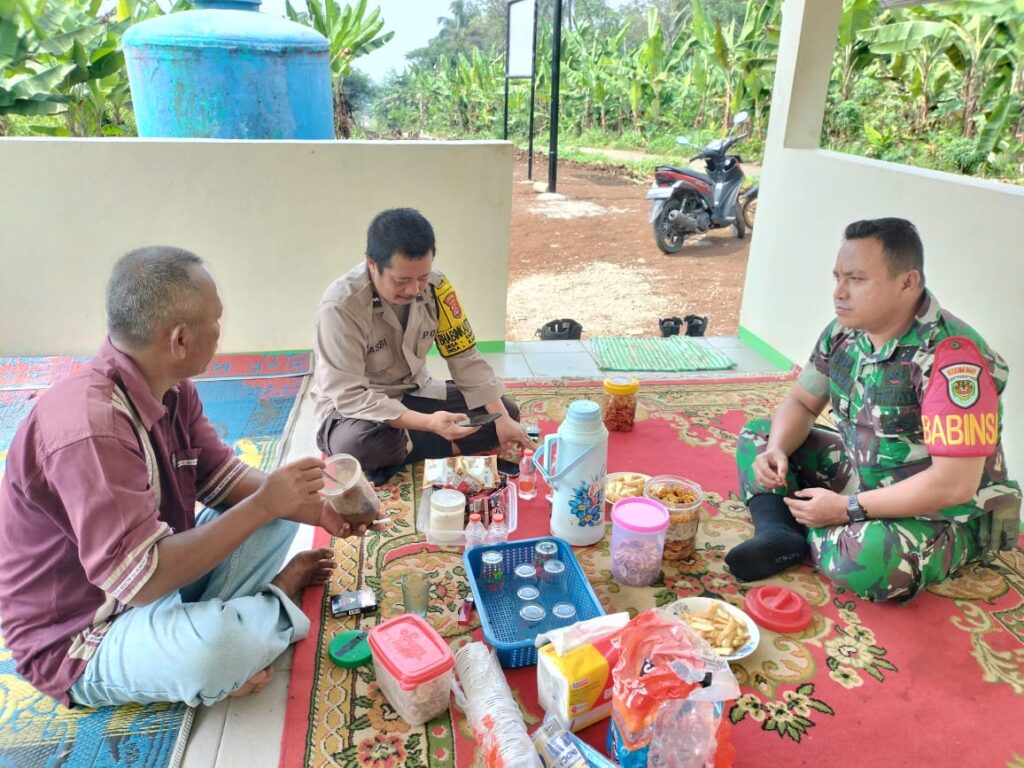 Sambangi Warga Binaan Bhabinkamtibmas Polsek Cadasari Berikan Pesan Kamtibmas 10 WhatsApp Image 2024 06 28 at 08.24.08
