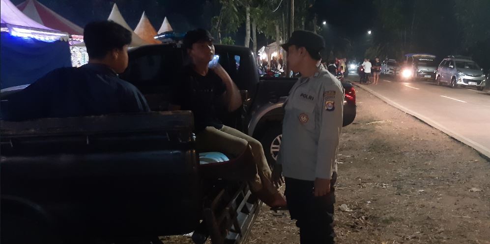 Polsek Picung Tingkatkan Keamanan di Pasar Malam Lapangan Kadumula 10 PMP