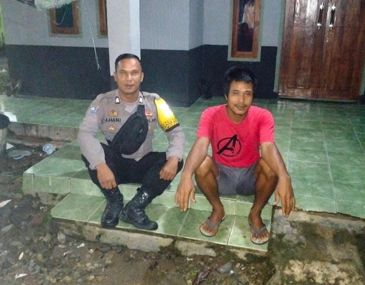 Rutin Kunjungi Warga: Bentuk Kepedulian Bhabinkamtibmas Polsek Angsana Kepada Masyarakat 1 WhatsApp Image 2024 06 30 at 18.54.43