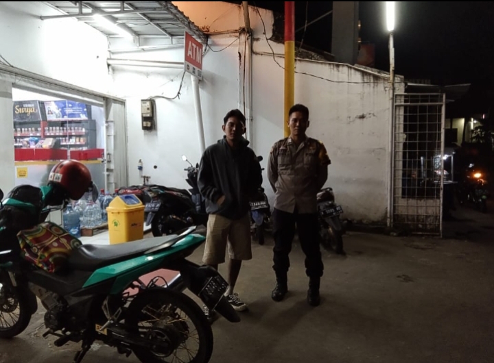Polsek Cadasari Tingkatkan Keamanan dengan Patroli Rutin 9 WhatsApp Image 2024 07 01 at 06.44.00