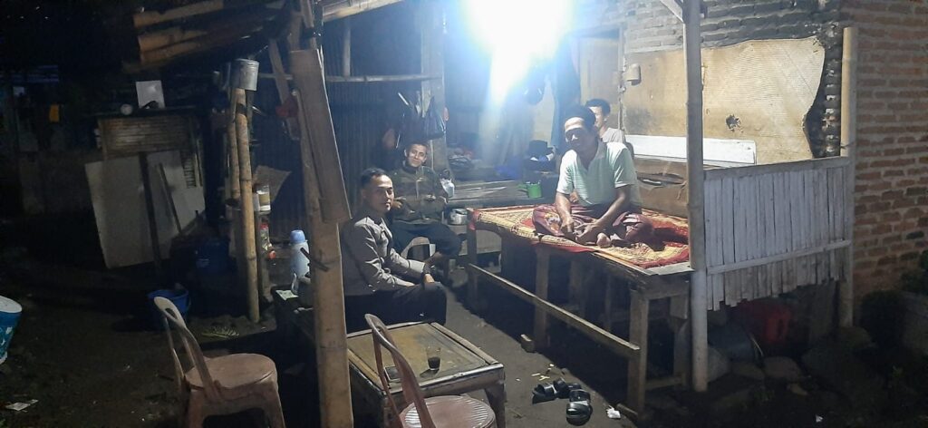 Sambang Bhabinkamtibmas Polsek Cadasari Desa Tanagara oleh Aipda Endang Kurniawan 8 WhatsApp Image 2024 07 14 at 09.57.55