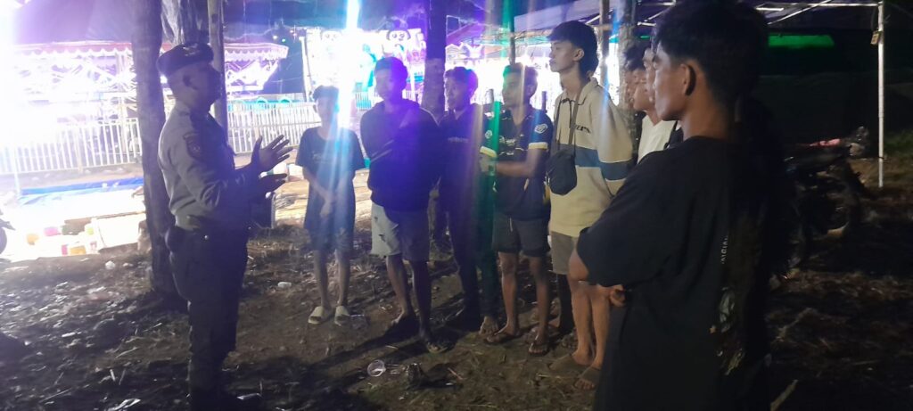 Polsek Picung Rutin Laksanakan Patroli, Jamin Kamtibmas yang Kondusif Wilayah 9 WhatsApp Image 2024 07 18 at 16.18.27