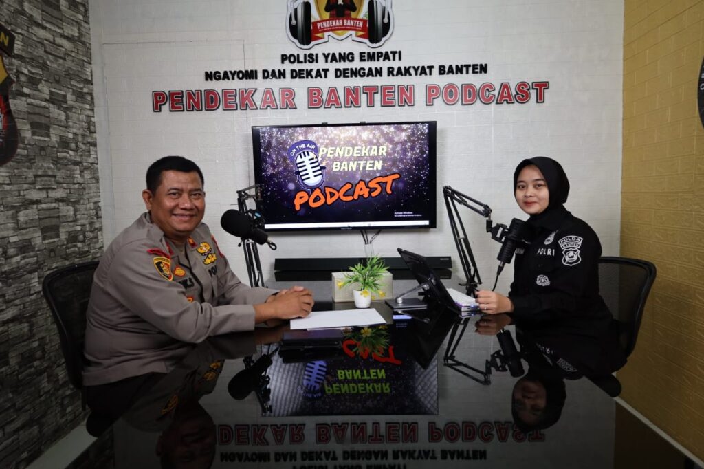 Kapolsek Pandeglang Jadi Bintang Tamu di Podcast Bidhumas Polda Banten Terkait Penghargaan Kompolnas Award 4 WhatsApp Image 2024 07 24 at 10.47.49