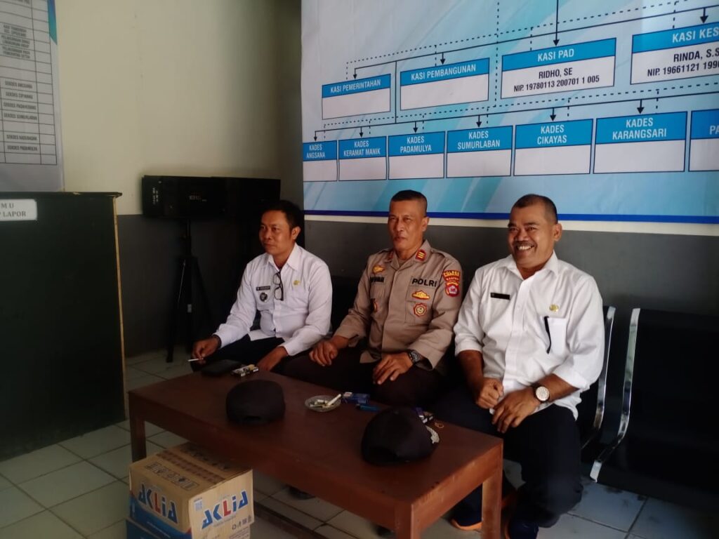 Kapolsek Angsana Koordinasi dengan Ketua Forum Ikades Kec. Angsana untuk Antisipasi Kebakaran 6 WhatsApp Image 2024 07 25 at 05.35.35
