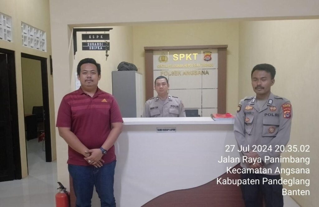 Anggota Piket Polsek Angsana Polres Pandeglang Laksanakan Siap Siaga Mako 7 WhatsApp Image 2024 07 28 at 21.16.39
