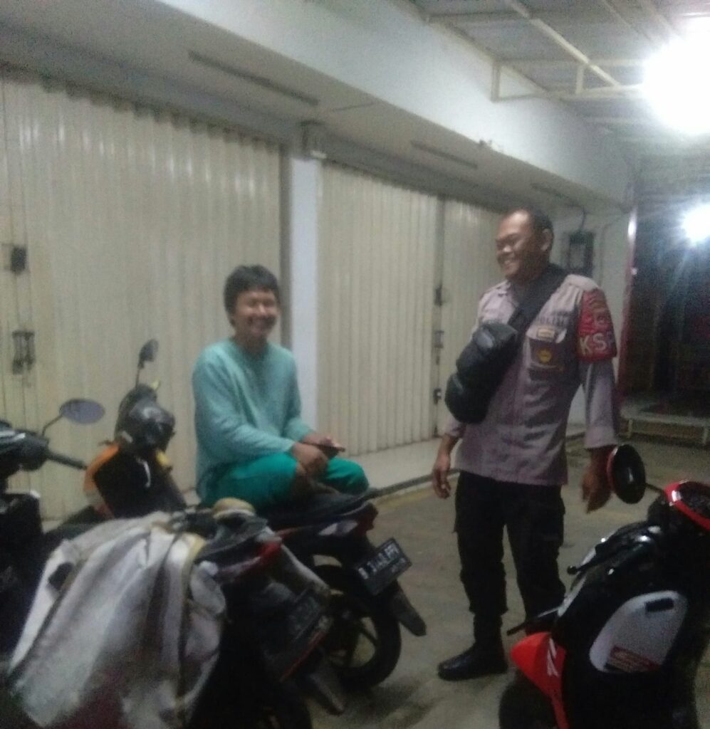 Polsek Menes Melaksanakan Patroli Dialogis di Kecamatan Menes 10 IMG 20240806 WA0022