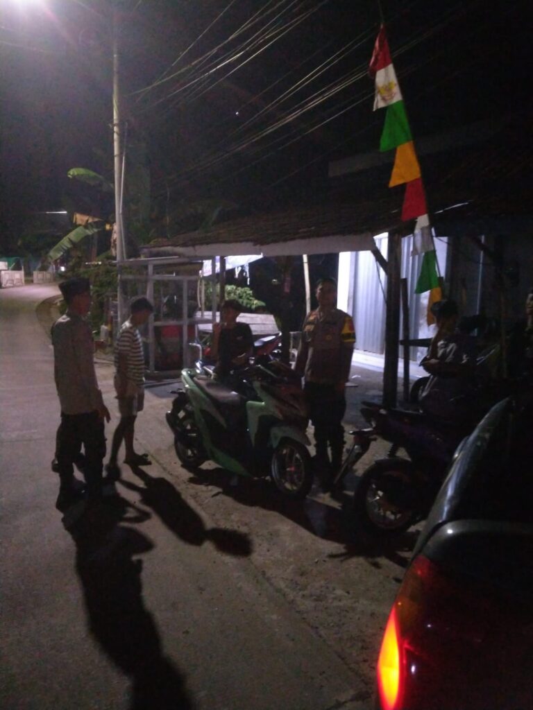 Temui Pemuda Saat Patroli Dialogis, Kanit Binmas Polsek Angsana Sampaikan Pesan Kamtibmas 8 IMG 20240808 WA0049