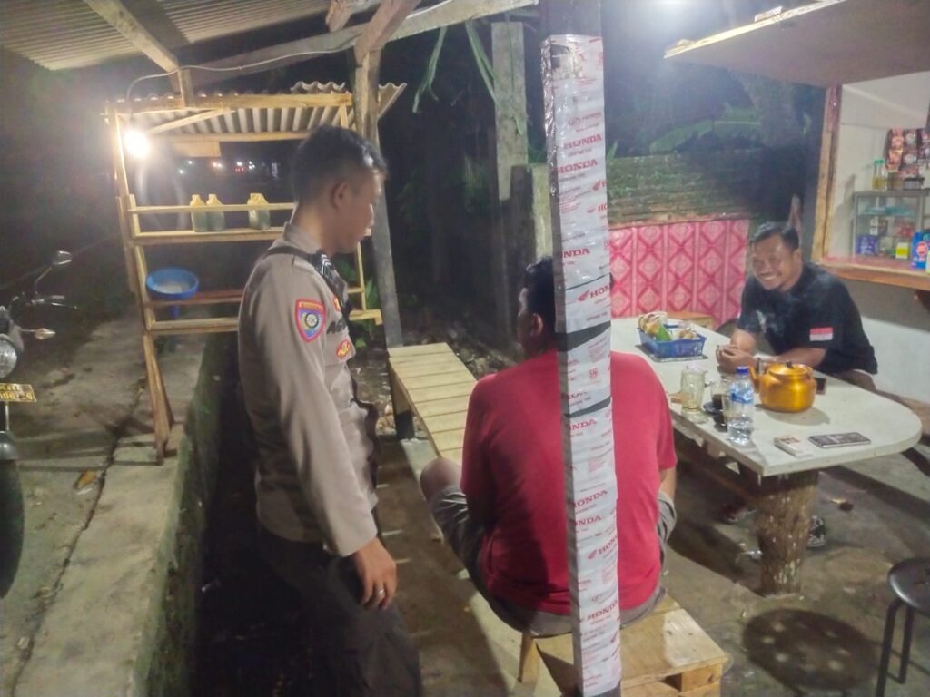 Tekan C3 dan jaga kondusifitas, Polsek Panimbang Tingkatkan Patroli Malam 10 IMG 20240811 WA0011