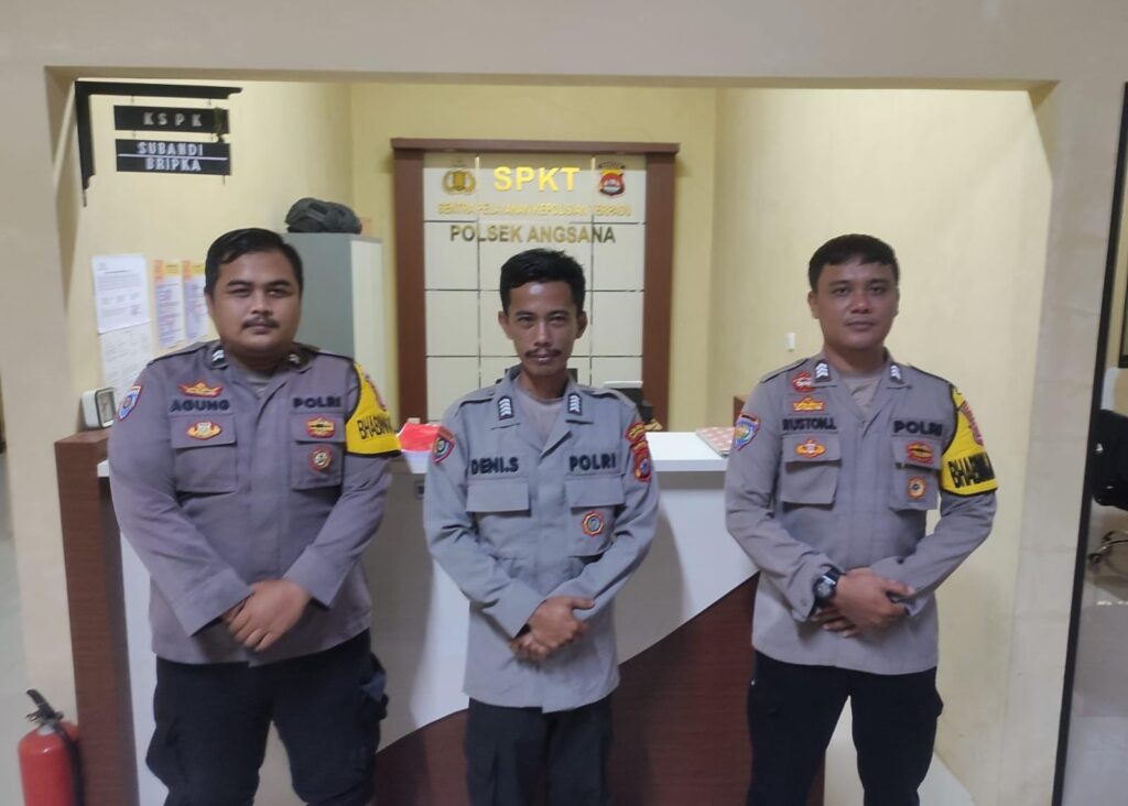 Tunjukkan Kesiapan, Anggota Piket Polsek Angsana Polres Laksanakan Siaga Mako 7 IMG 20240811 WA0024