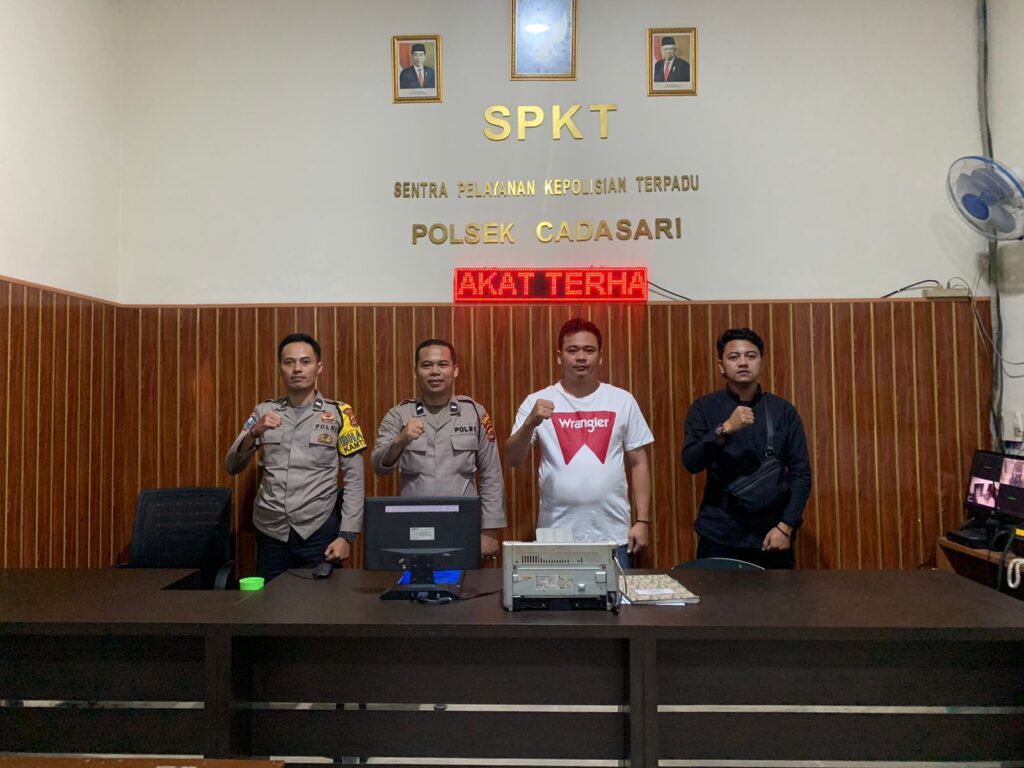 Anggota Polsek Cadasari Siaga di Kantor Malam Hari, Tingkatkan Keamanan Wilayah 2 WhatsApp Image 2024 08 01 at 08.33.55