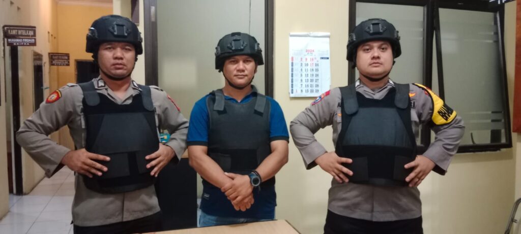 Polsek Picung Melaksanakan Kesiap Siagaan Mako Antisipasi Gangguan Kamtibmas 2 WhatsApp Image 2024 08 01 at 20.29.36