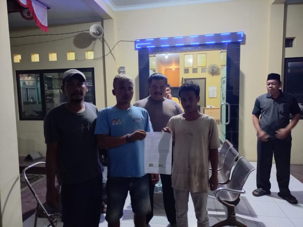 Problem Solving Polsek Picung Damaikan Keributan di Arena Panah Balon Kadumula 5 WhatsApp Image 2024 08 04 at 00.10.58