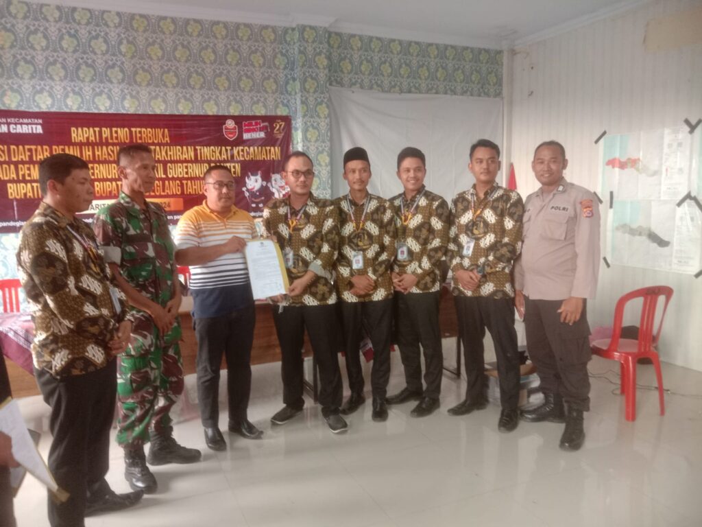 Kanit Binmas Polsek Carita Hadiri Rapat Pleno Terbuka Rekapitulasi DPHP Pilkada di Kecamatan Carita 7 WhatsApp Image 2024 08 07 at 05.22.33