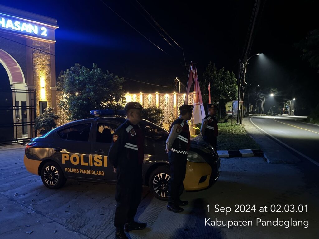 Sat Samapta Polres Pandeglang Gelar Patroli Malam di Wilayah Perbatasan untuk Cegah Aksi Kriminalitas 10 WhatsApp Image 2024 09 01 at 05.07.44