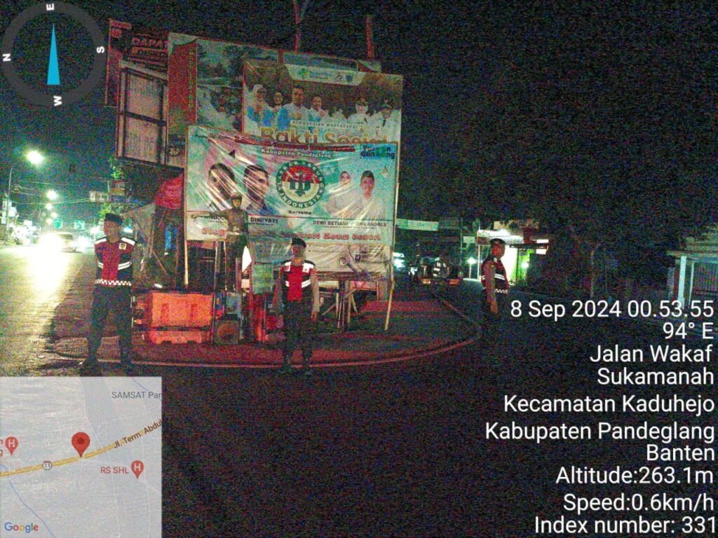 Sat Samapta Polres Pandeglang Gelar Strong Point Malam di Pertigaan Cipacung, Minimalkan Angka Kecelakaan 8 WhatsApp Image 2024 09 08 at 06.11.42 2