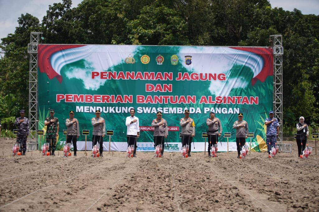 Ketahanan Pangan di Bantul: Kapolri Dorong Swasembada Jagung Nasional 10 WhatsApp Image 2025 02 15 at 16.38.58